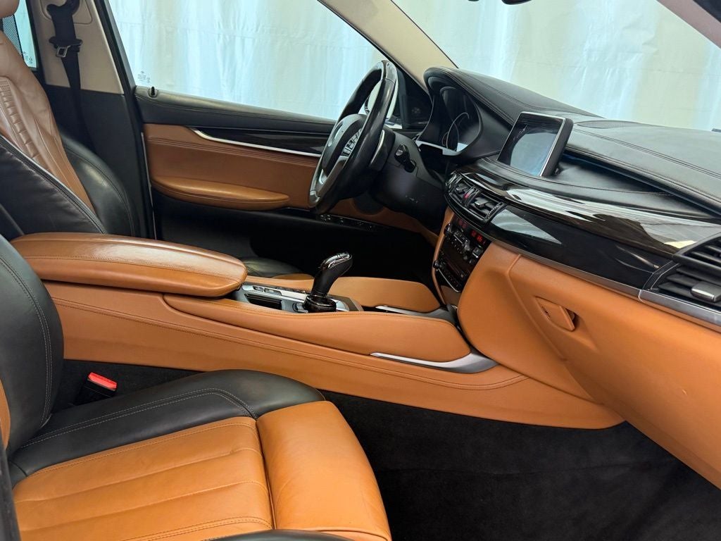 2015 BMW X6 xDrive50i