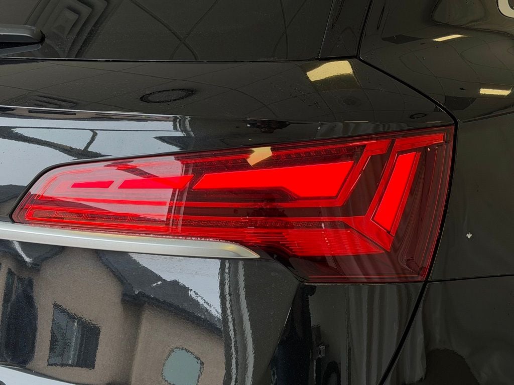 2022 Audi SQ5 Premium Plus quattro