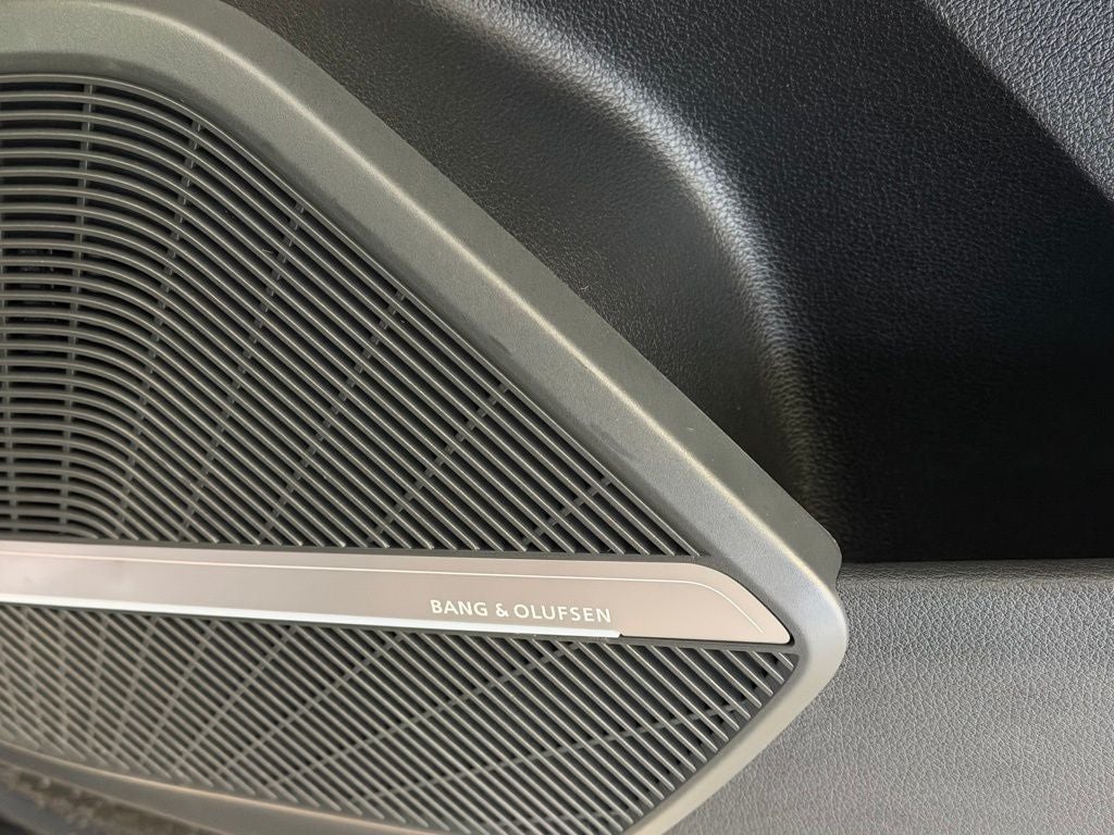 2022 Audi SQ5 Premium Plus quattro