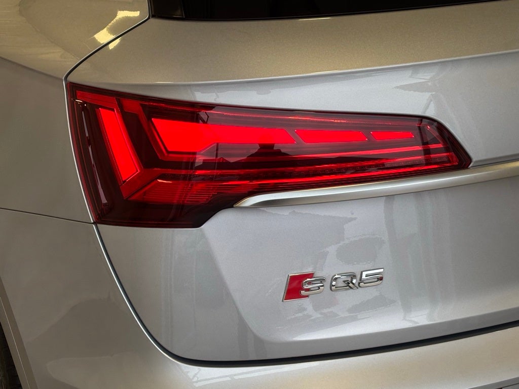 2023 Audi SQ5 Premium Plus quattro