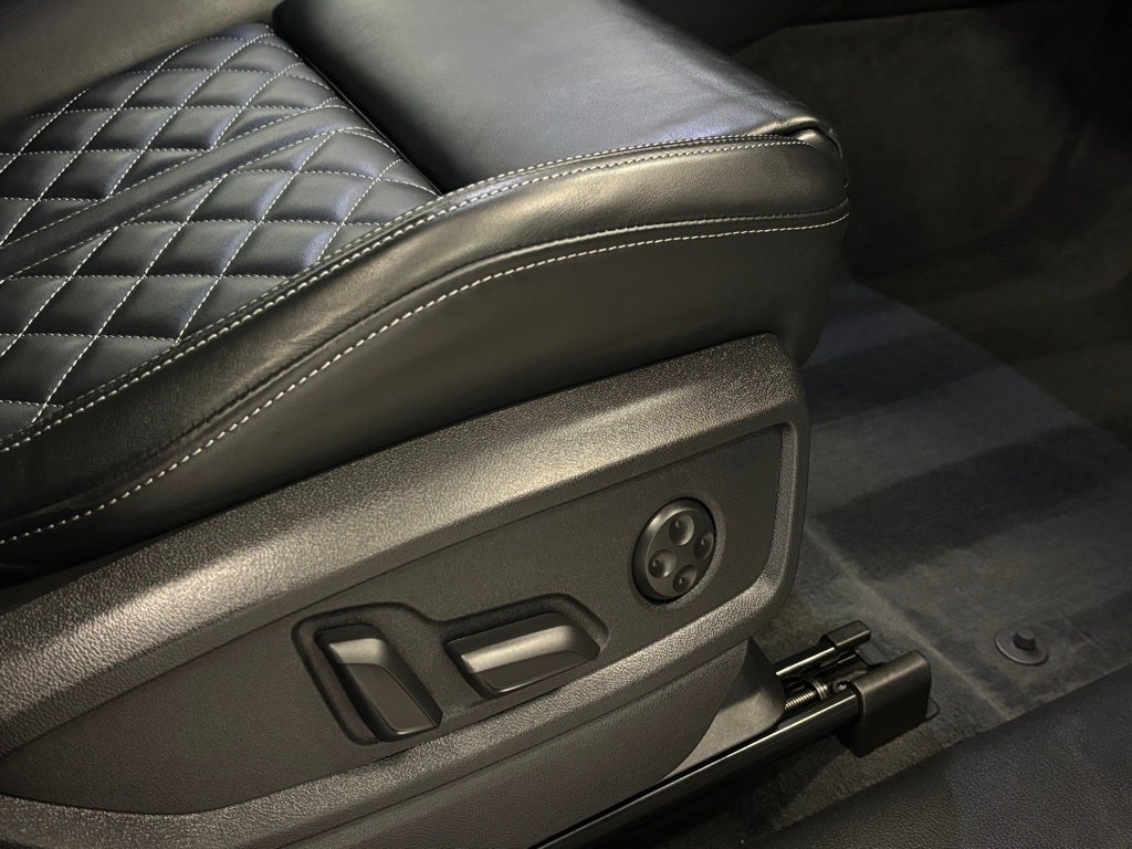 2023 Audi SQ5 Premium Plus quattro