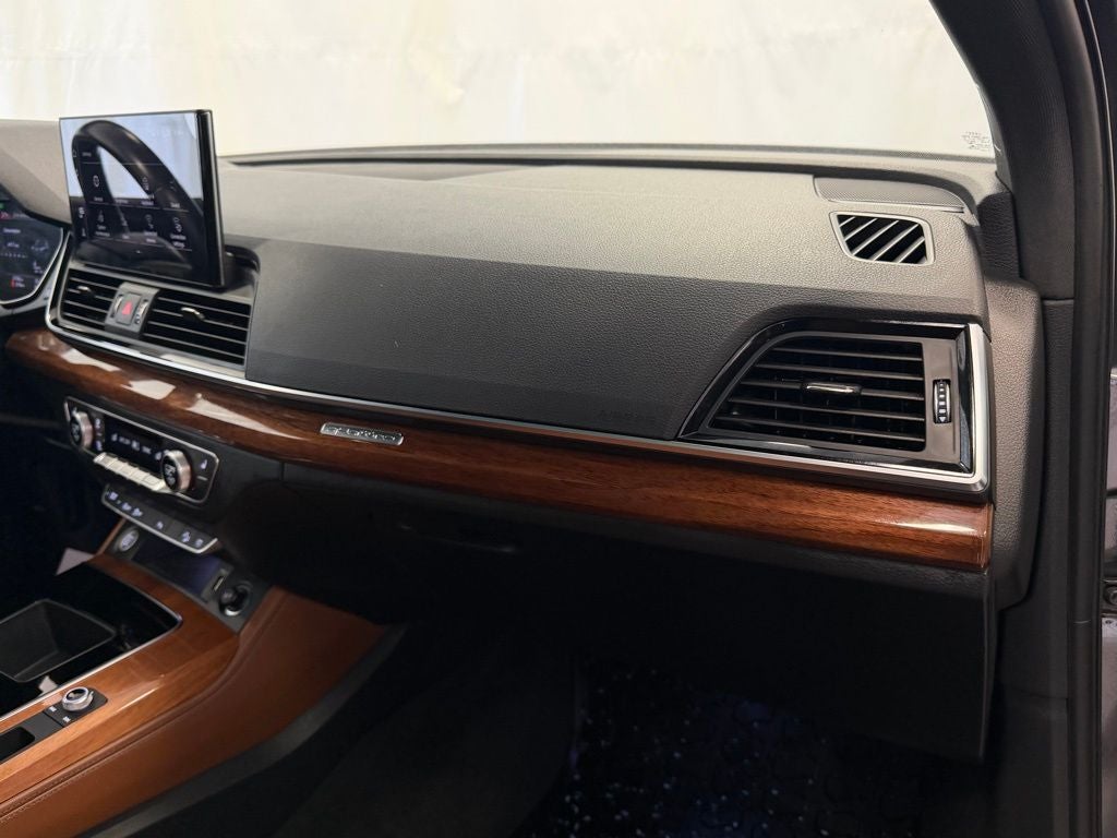 2022 Audi Q5 45 S line Premium quattro