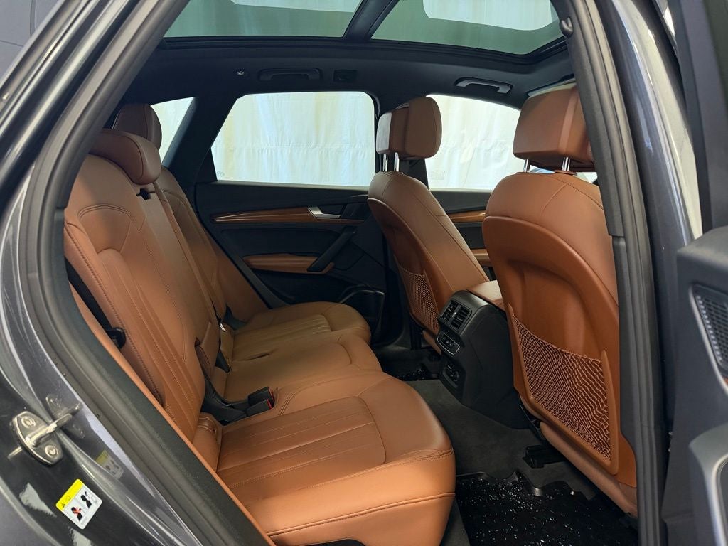 2022 Audi Q5 45 S line Premium quattro