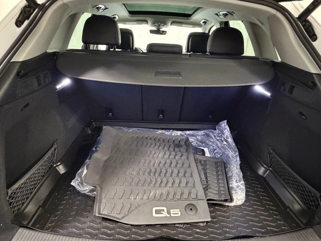 2023 Audi Q5 45 S line Premium quattro