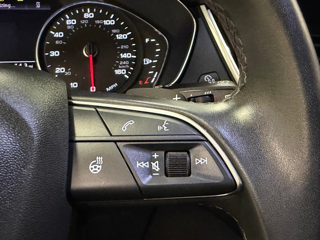 2023 Audi Q5 45 S line Premium quattro