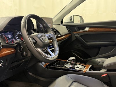 2023 Audi Q5 45 S line Premium quattro