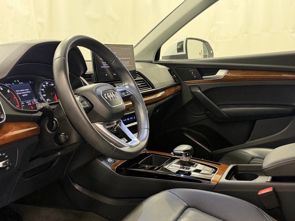 2023 Audi Q5 45 S line Premium quattro