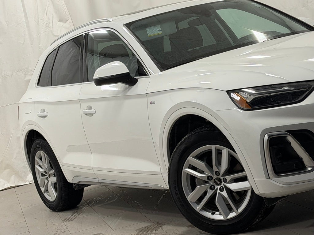 2023 Audi Q5 45 S line Premium quattro