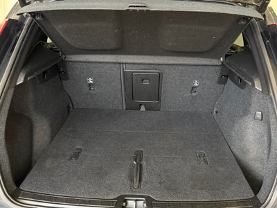 2022 Volvo XC40 R-Design AWD